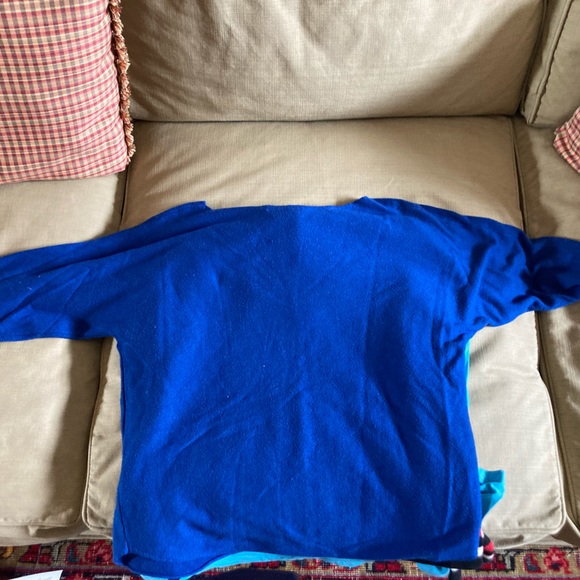 Vince sweater, cobalt blue, super soft - Picture 2 of 4